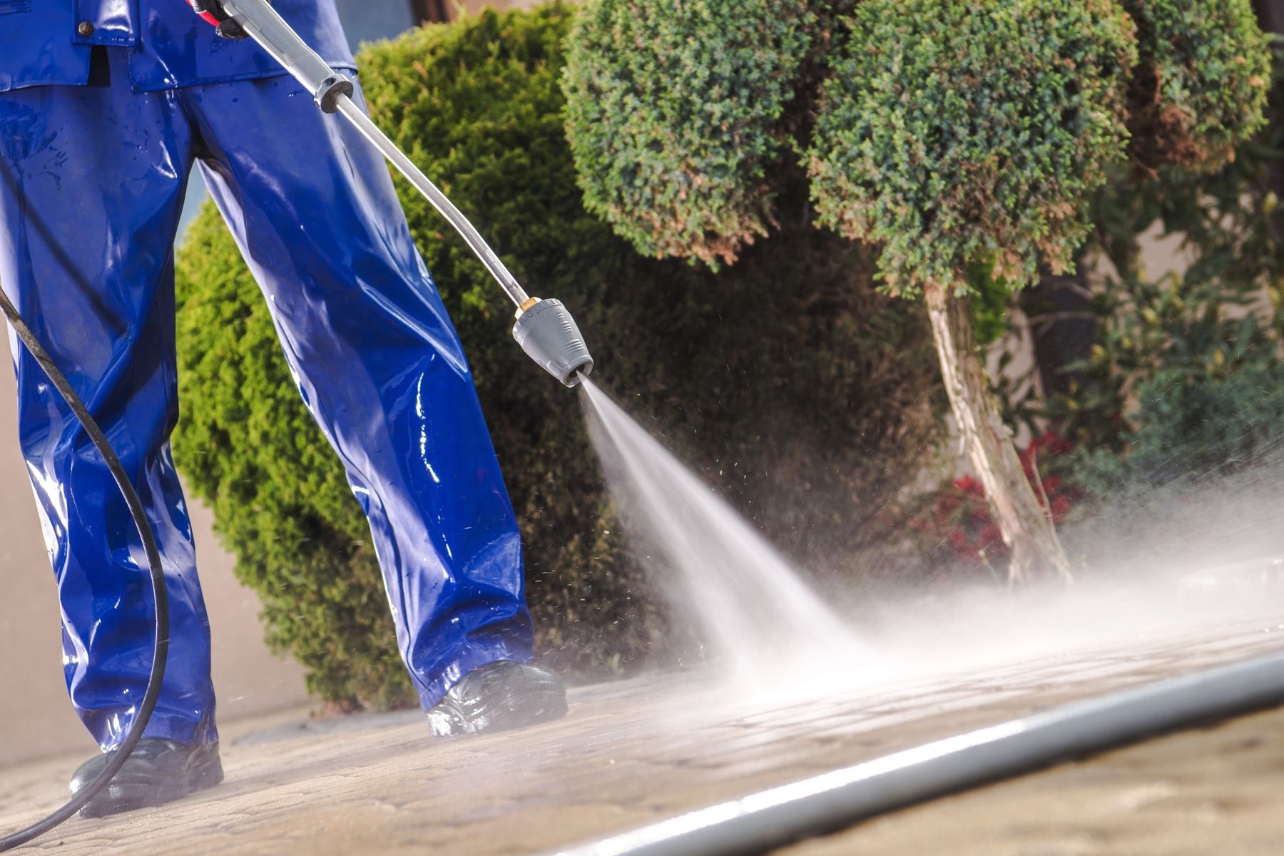 Commercial Pressure Washing Service in Dublin for Offices and Shops